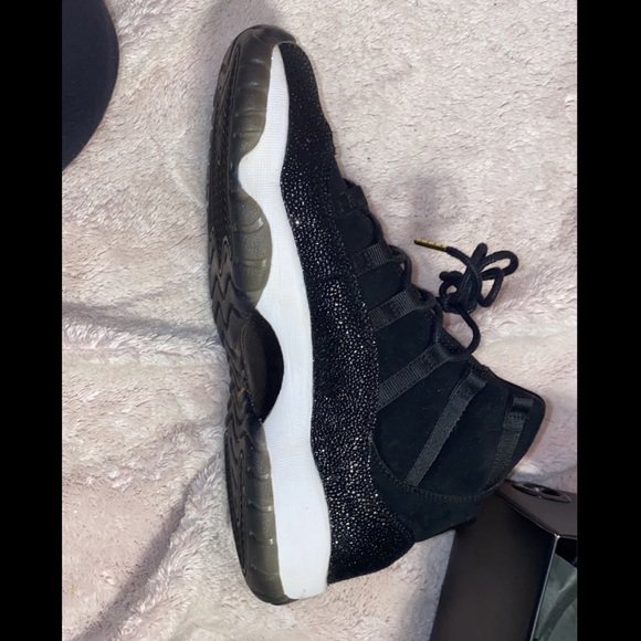 COPY - Worn once air Jordan 11retro prem HC - Picture 2 of 13